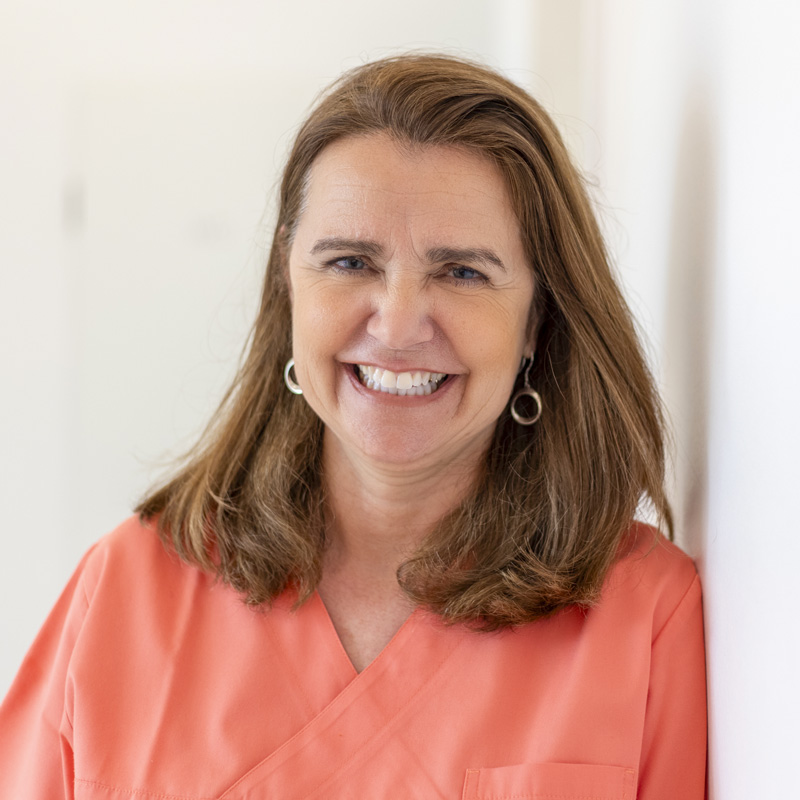 Portraits der Teammitglieder der Zahnarztpraxis Dr. Blum & Partner ohne Namen